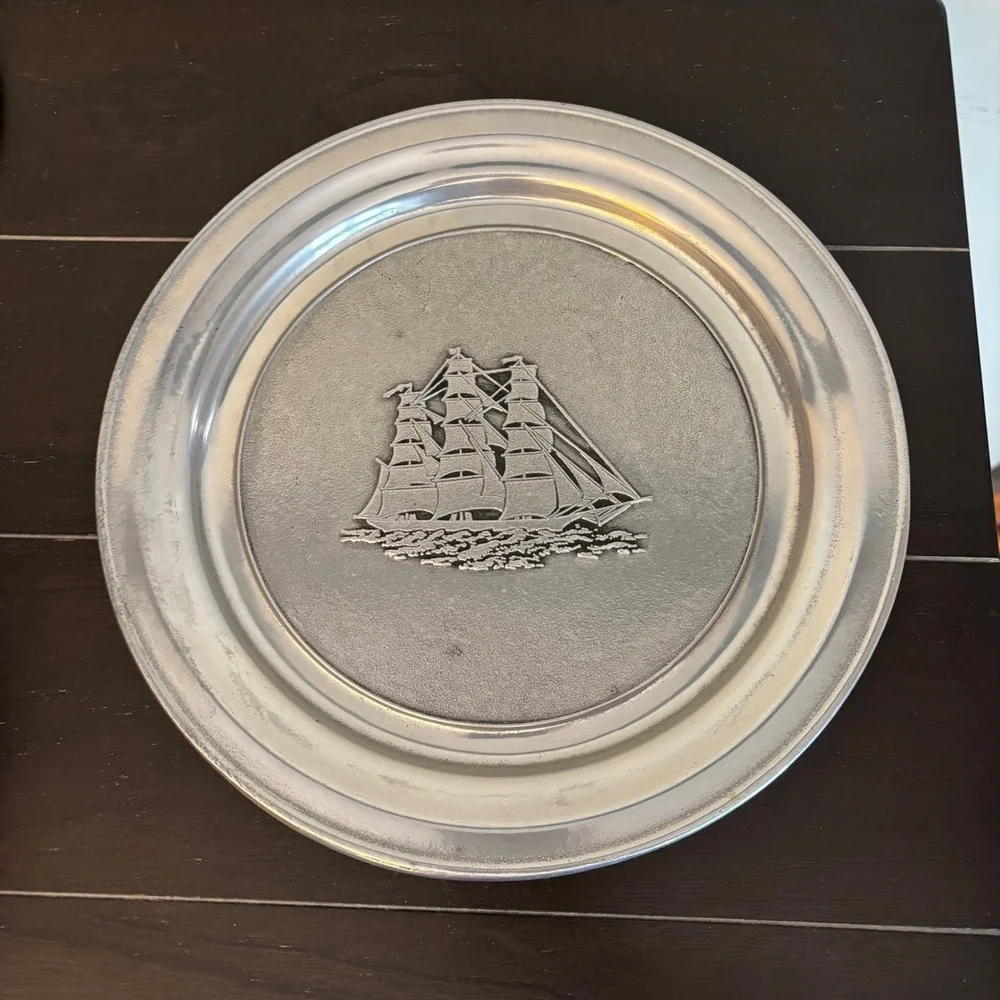 Wilton RWP Armetale Pewter Sailing Ship Plate Columbia PA USA Nautical 10.75 in‎